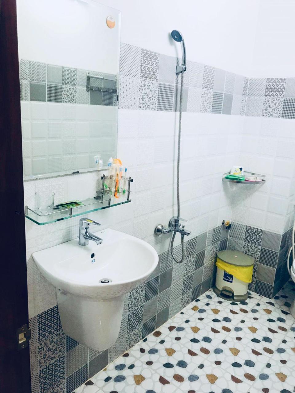 Hotel Duc Thanh Chi Khu Co Ong Eksteriør bilde